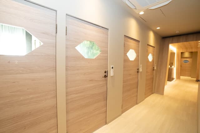 全51室の窓あり個室